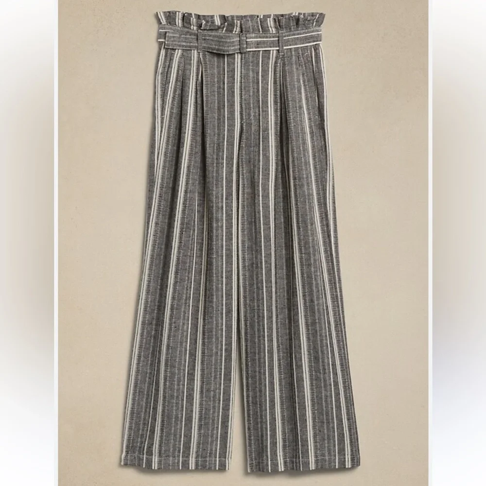 Banana Republic Linen Blend Paperbag Pants in Black Stripes Size 2